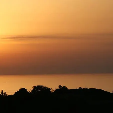 Casa Dos Mangues Летний дом Сан-Мартинью-ду-Порту