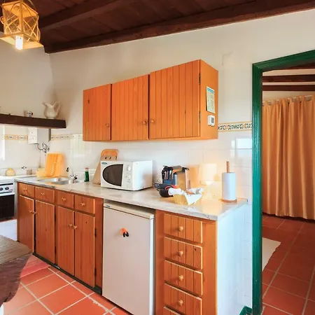 Casa Dos Mangues Сан-Мартинью-ду-Порту